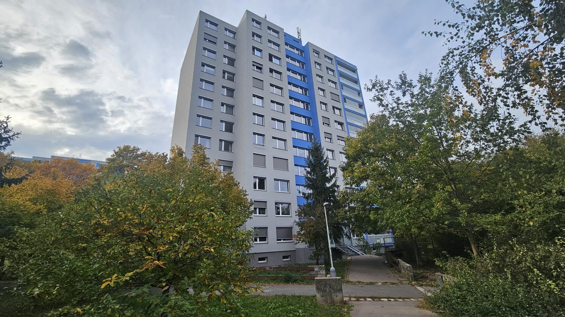 2+kk, Modrá, Praha, 42 m²