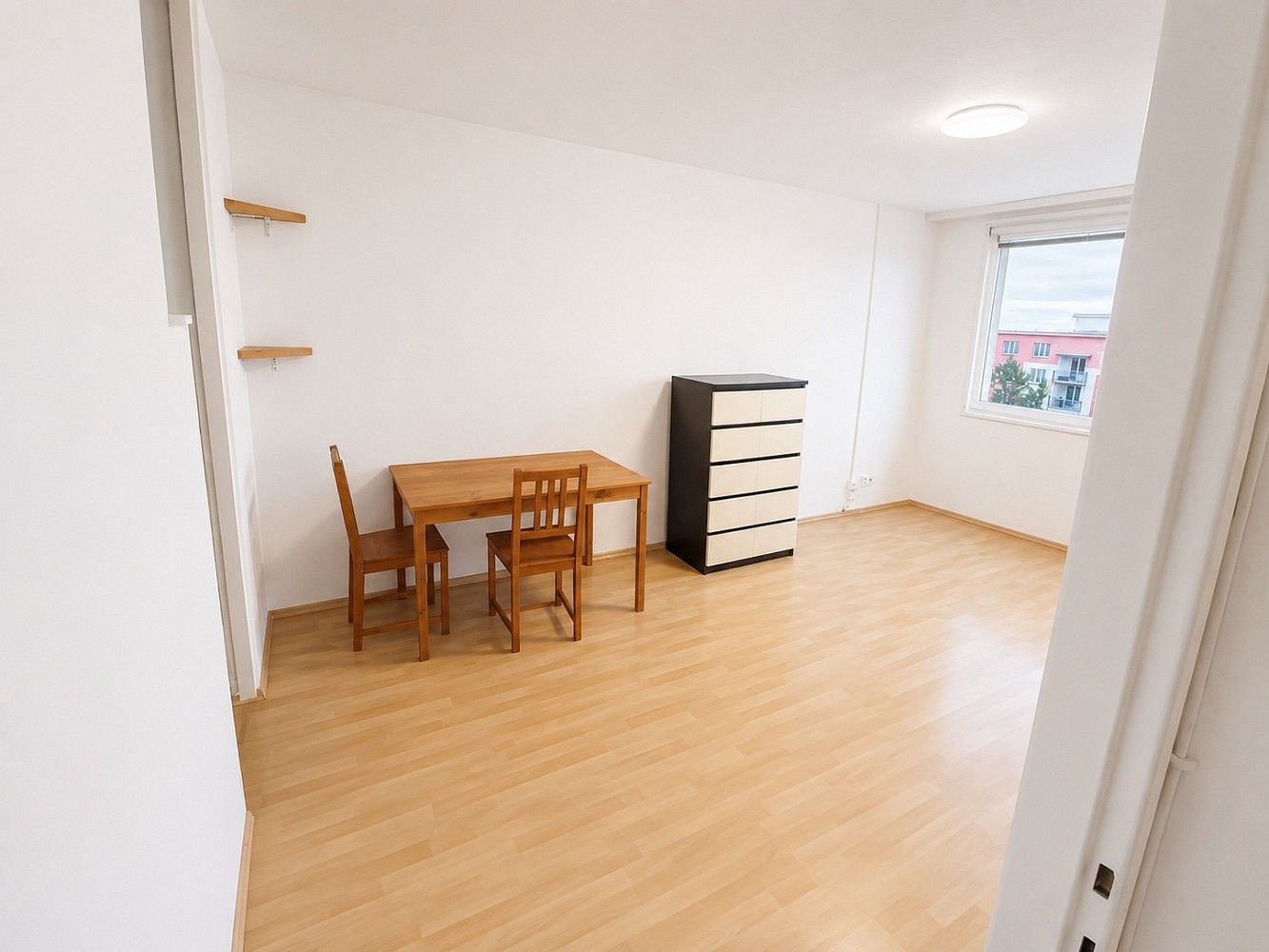 Byt 2+kk · 43 m² · Praha - Kamýk, okres Praha 12, Hlavní město Praha - 4
