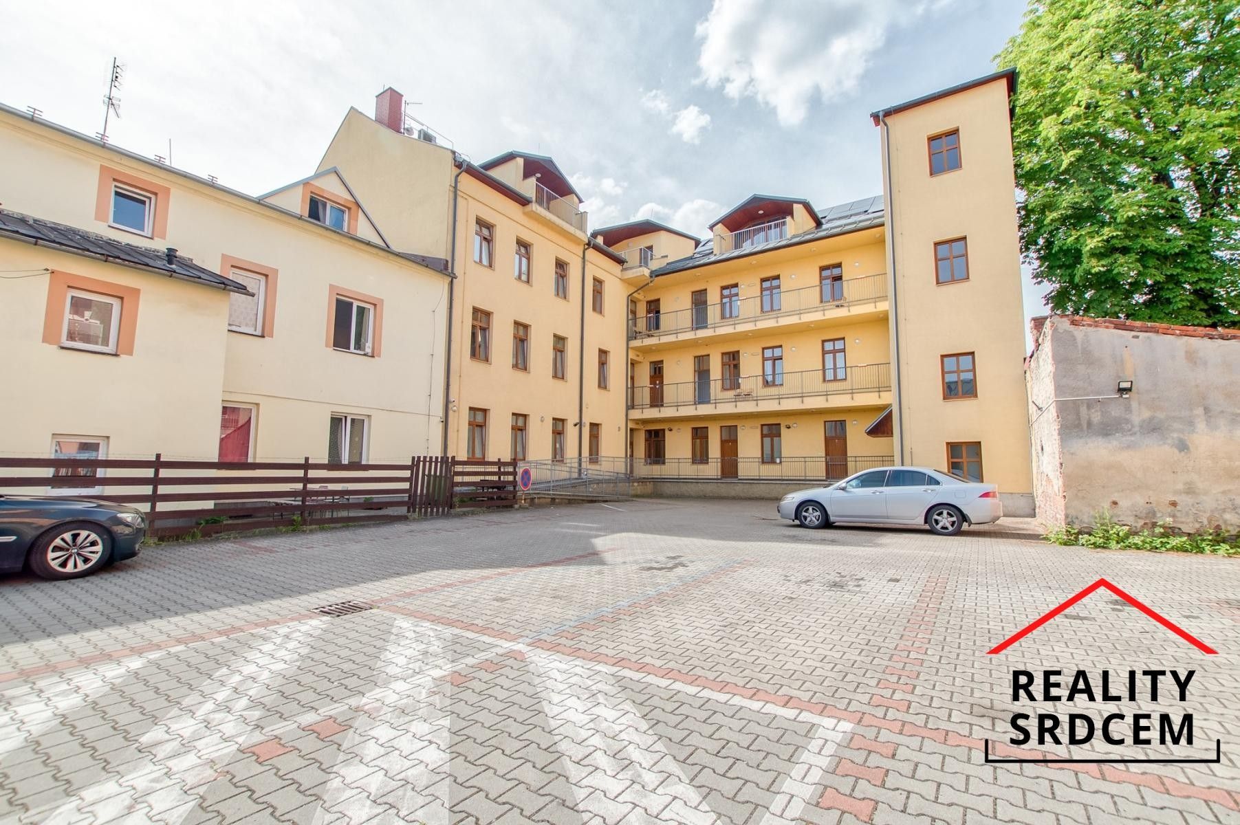 Činžovní dům · 1 267 m² · Nerudova  , Ostrava Vítkovice - 4