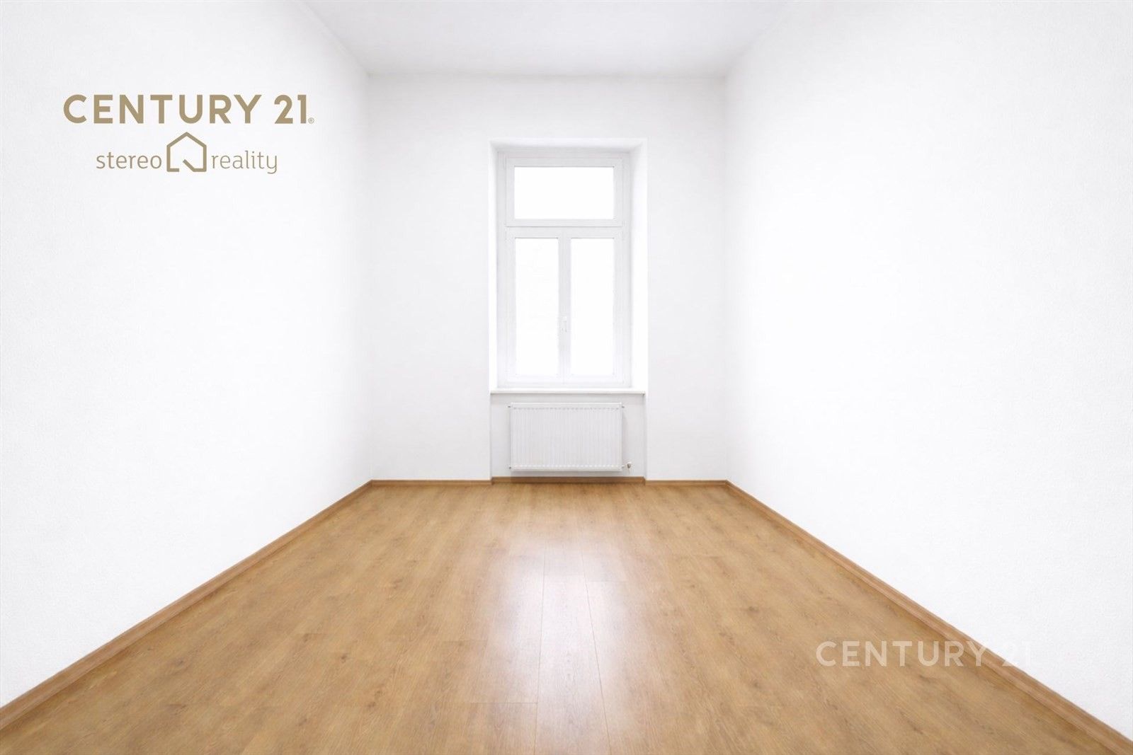 Prodej komerční - J. V. Sládka 1113, Teplice, 98 m²