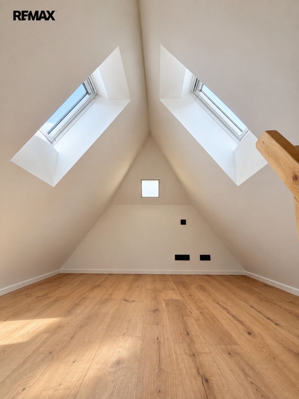Pronájem byt 2+kk - Nad Burzou 270, Všenory, 80 m² - 5
