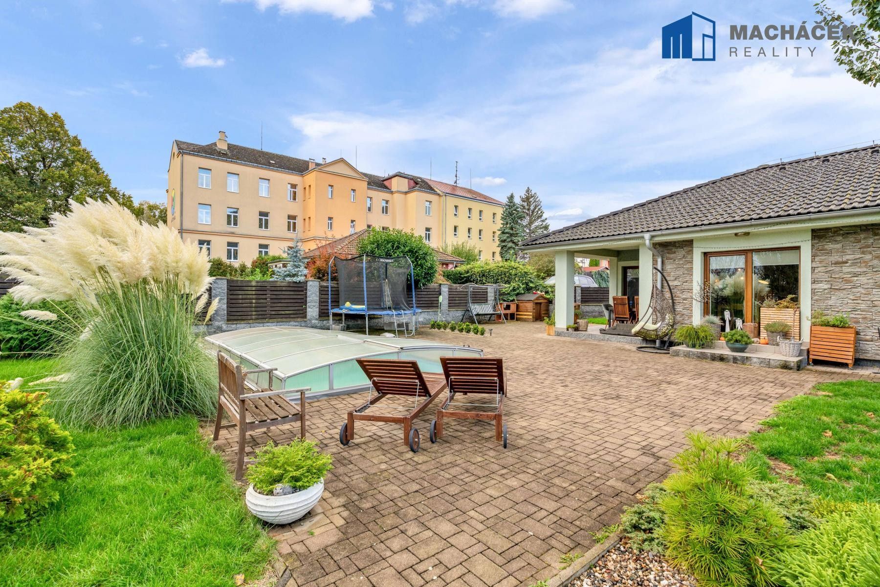 Prodej rodinný dům - Letná, Krupka, 119 m²