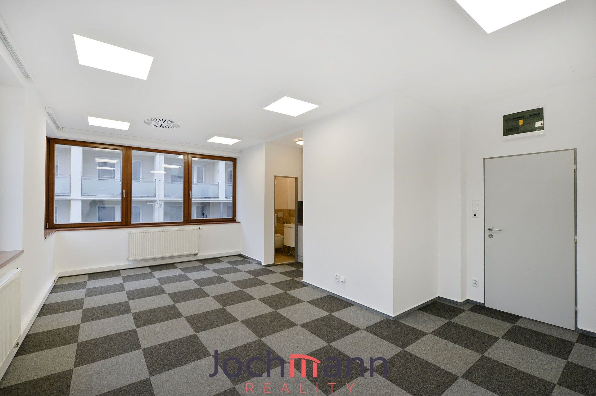 Kanceláře, Masarykova, Hluboká nad Vltavou, 32 m² - 1