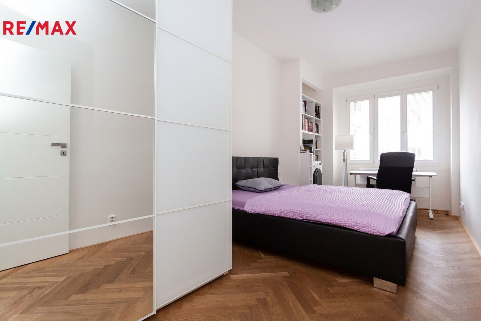 Pronájem byt 2+kk - Petra Rezka, Praha, 47 m²