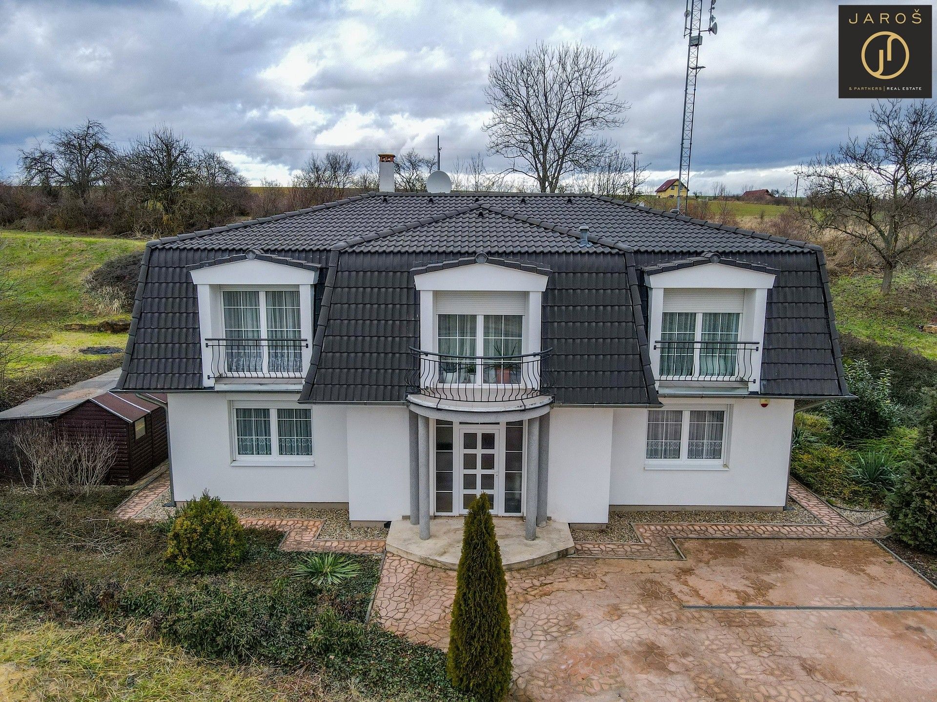Prodej dům - Neprobylice, 202 m²