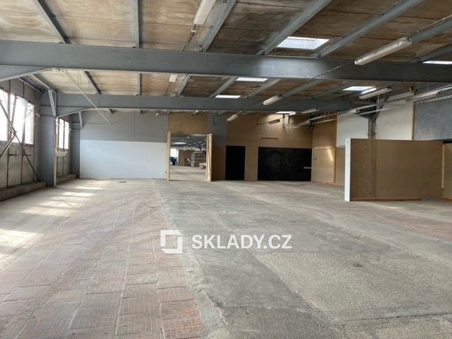 Sklad · 466 m² · Měnín - 3