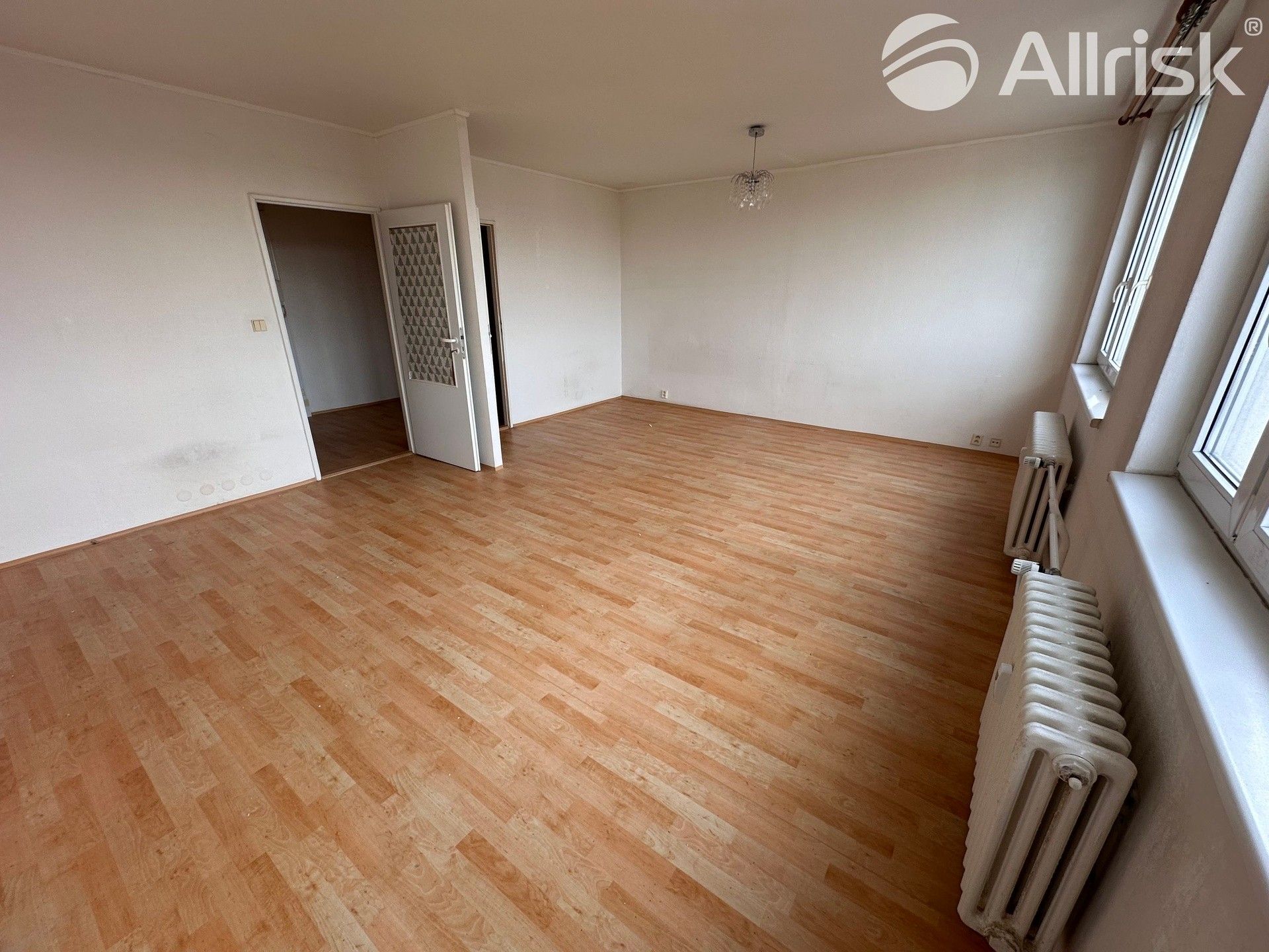 Prodej byt 2+kk - Třinecká, Praha, 39 m²