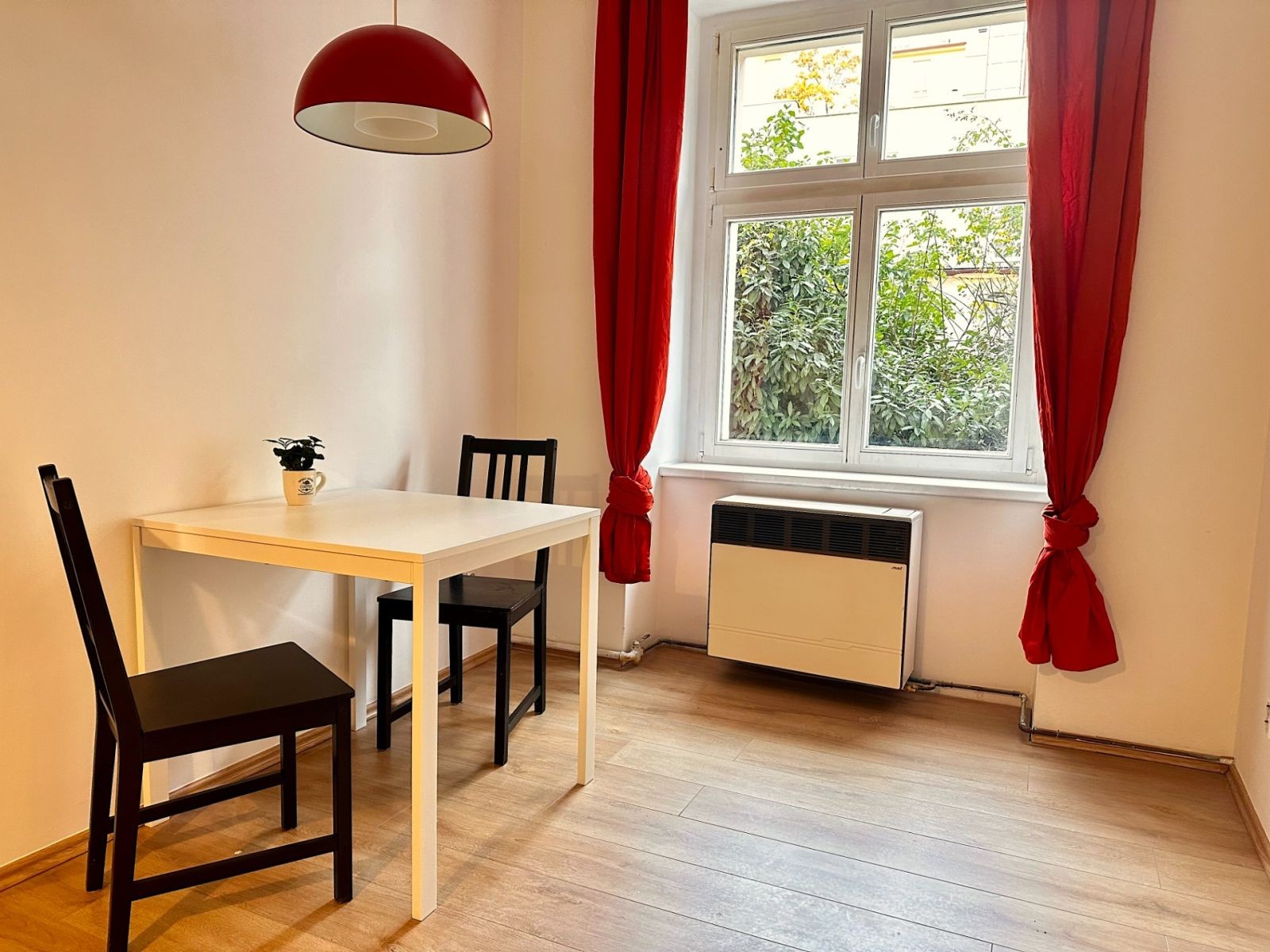 Byt 2+1 · 48 m² · Jičínská, Praha - Žižkov - 3