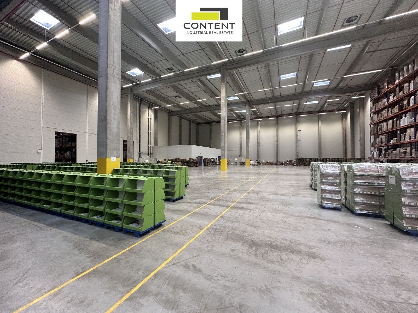 Sklady, Náchodská, Hradec Králové, 7 018 m²