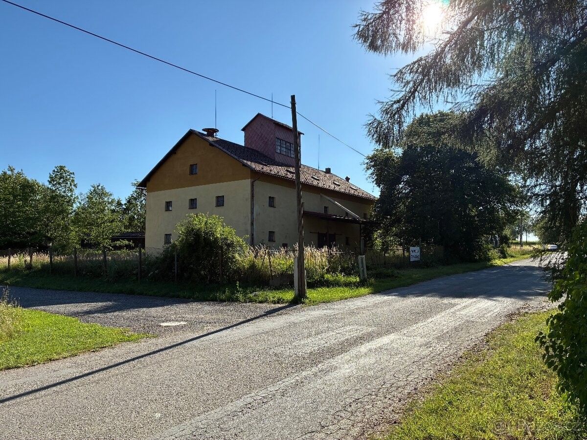 Sklady, Leskovice, 394 14 - 2