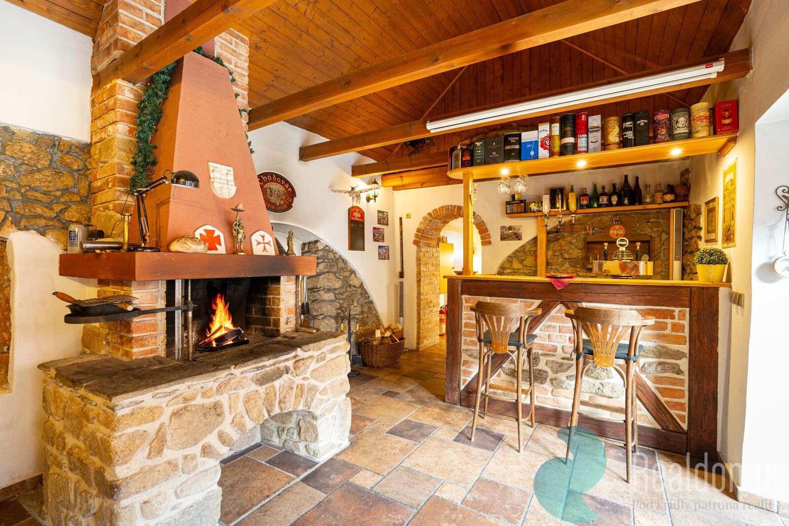 Ubytovací zařízení, Benešov nad Černou, 295 m²