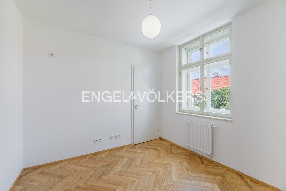 Pronájem byt 3+kk - Seifertova 561, Praha Žižkov, 85 m² - 5