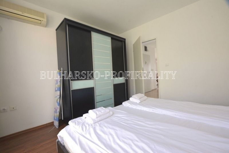 Byty, 987 66, Zahraničí