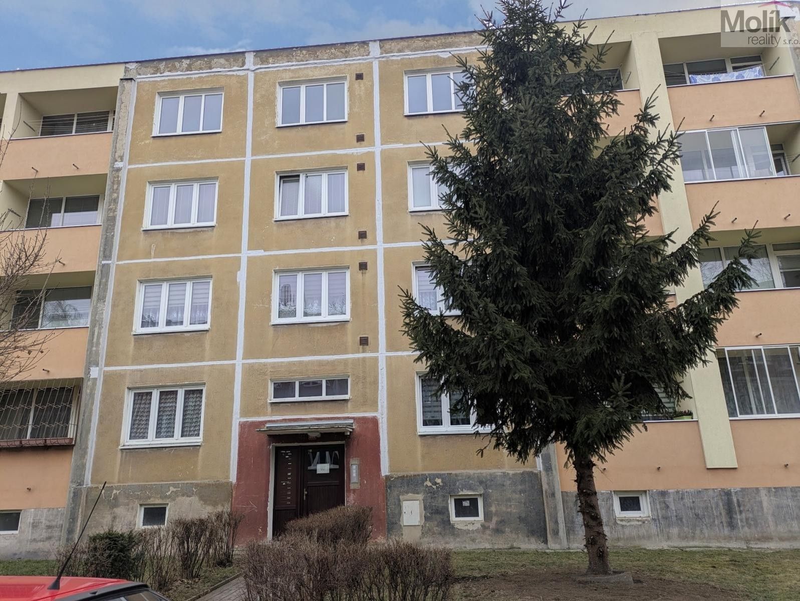 2+1, M. Švabinského, Bílina, 55 m²