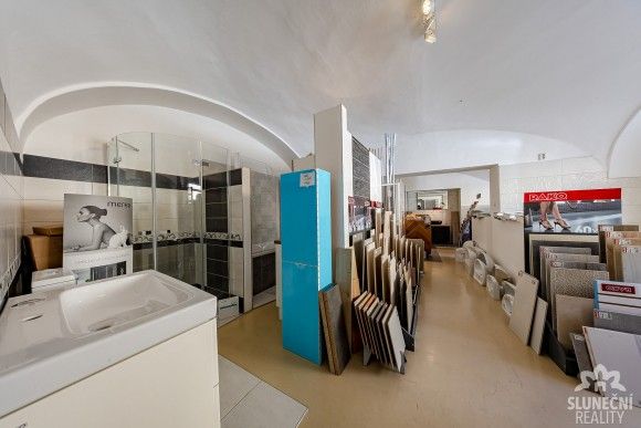 Pronájem obchodní prostory - Uherské Hradiště, 686 01