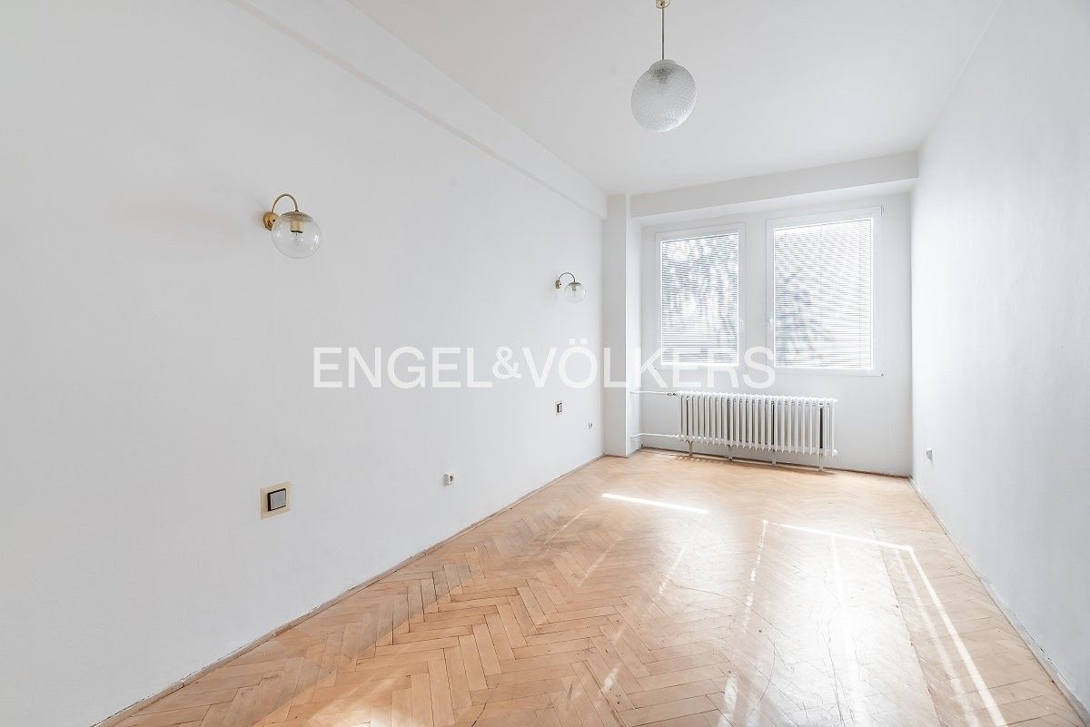 Pronájem komerční - Stamicova, Praha, 73 m²