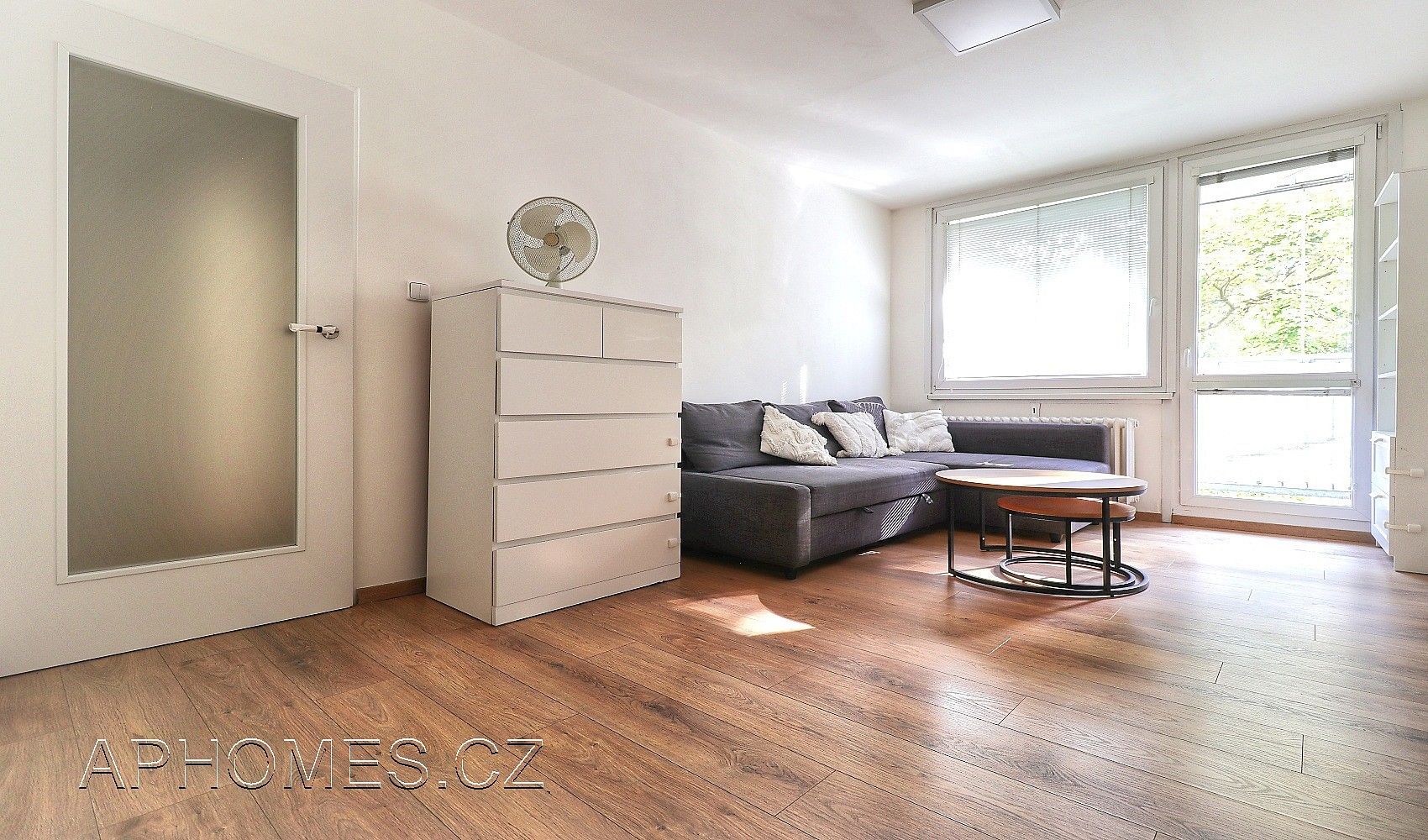 2+kk, Novoborská, Praha 9, 40 m² - 1