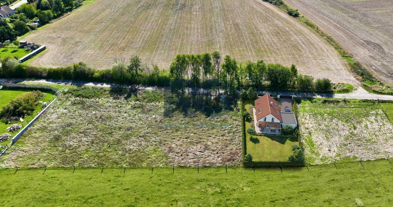 Prodej pozemek pro bydlení - Vrcovice, 917 m² - 5