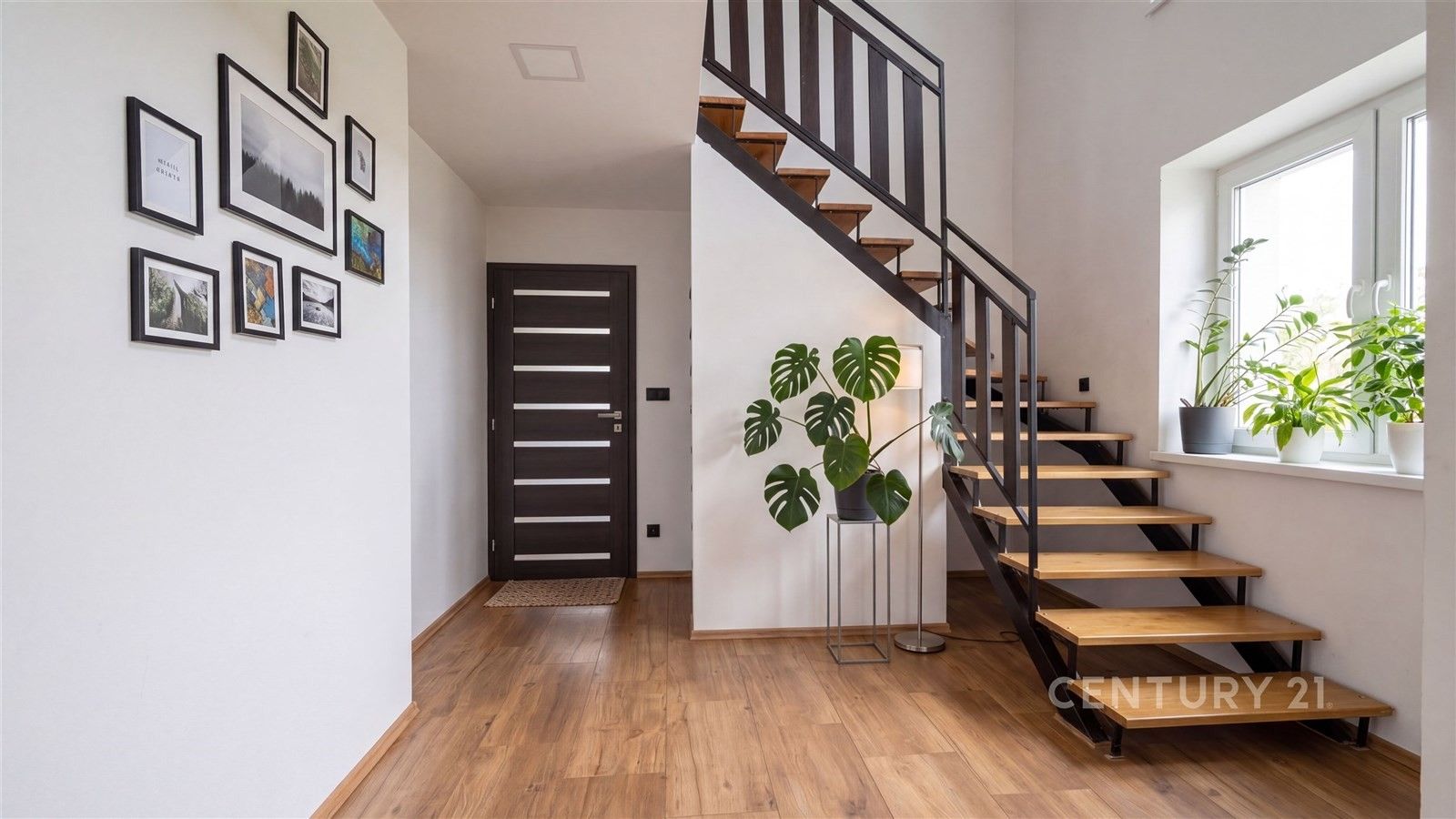 Rodinný dům · 284 m² · Roštín - 4