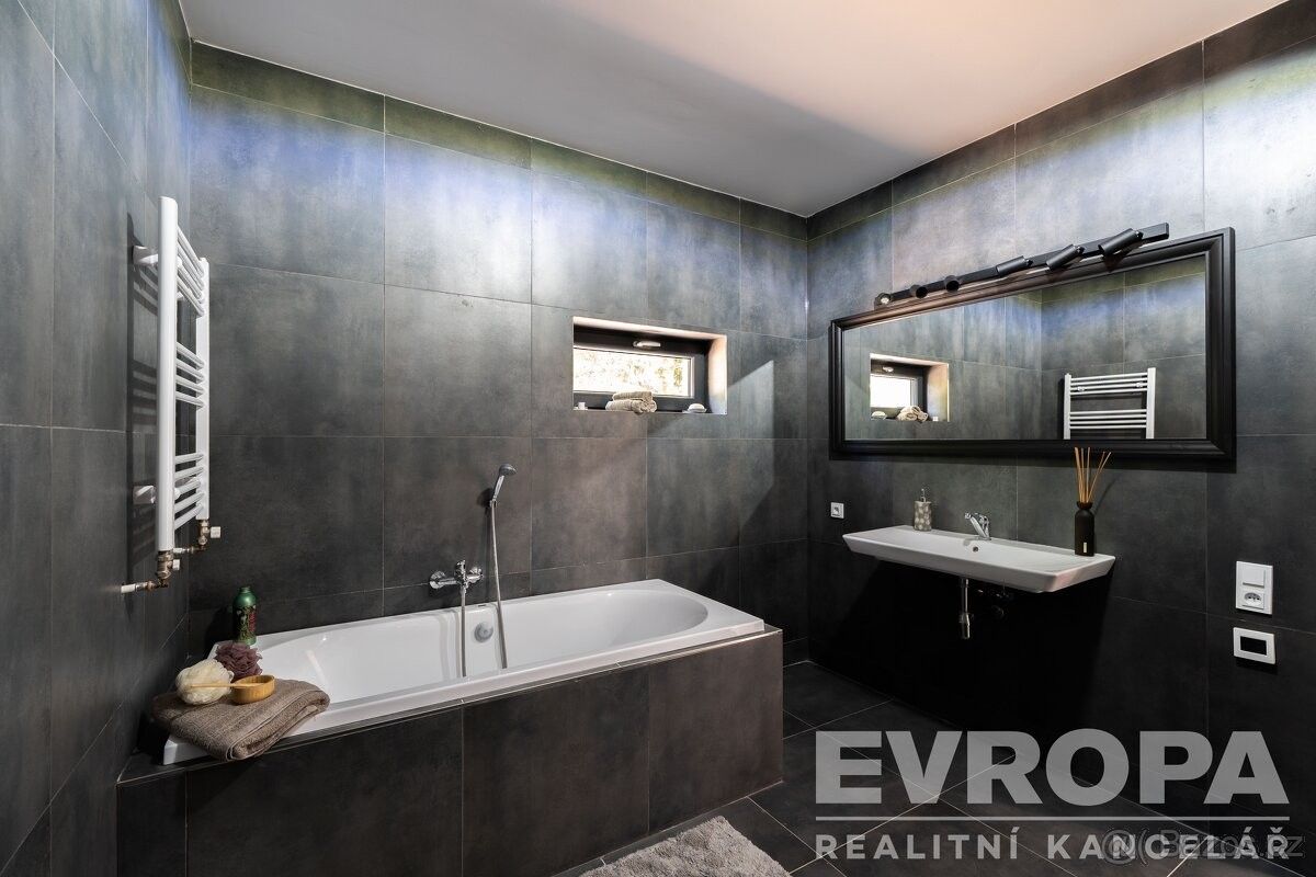 Prodej ostatní - Bystřice u Benešova, 257 51