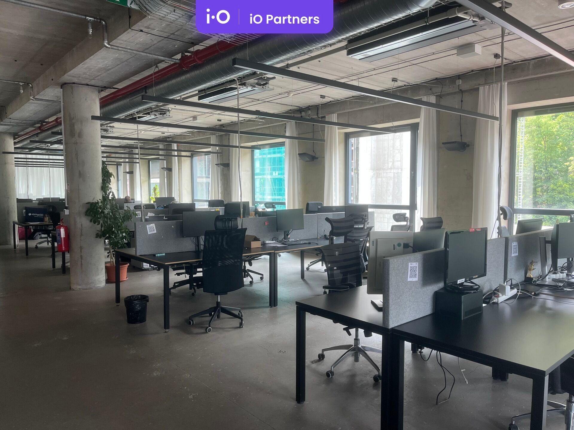 Kanceláře, Pernerova, Praha, 879 m²