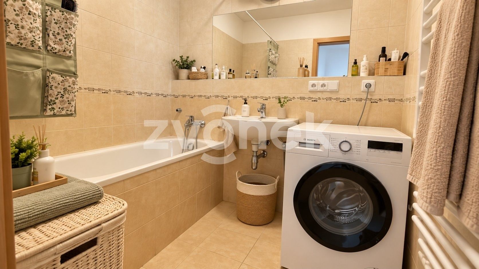 Pronájem byt 2+kk - Na Honech I, Zlín, 44 m² - 5