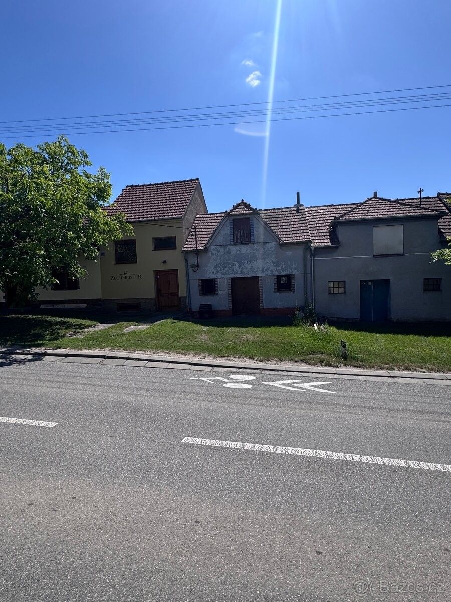 Ostatní, Velké Bílovice, 691 02 - 2