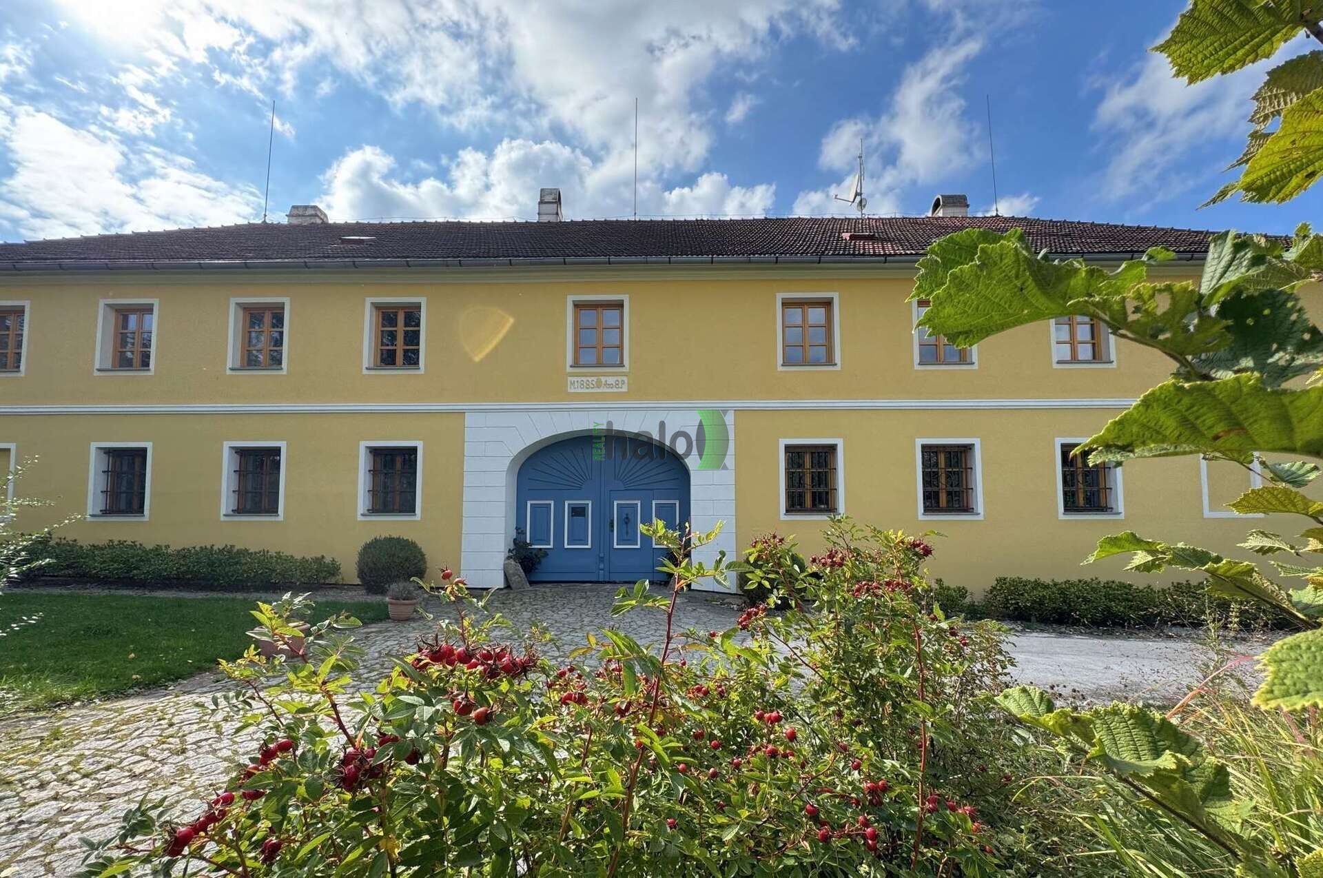 Prodej obchodní prostory - Český Krumlov, 15 550 m² - 5