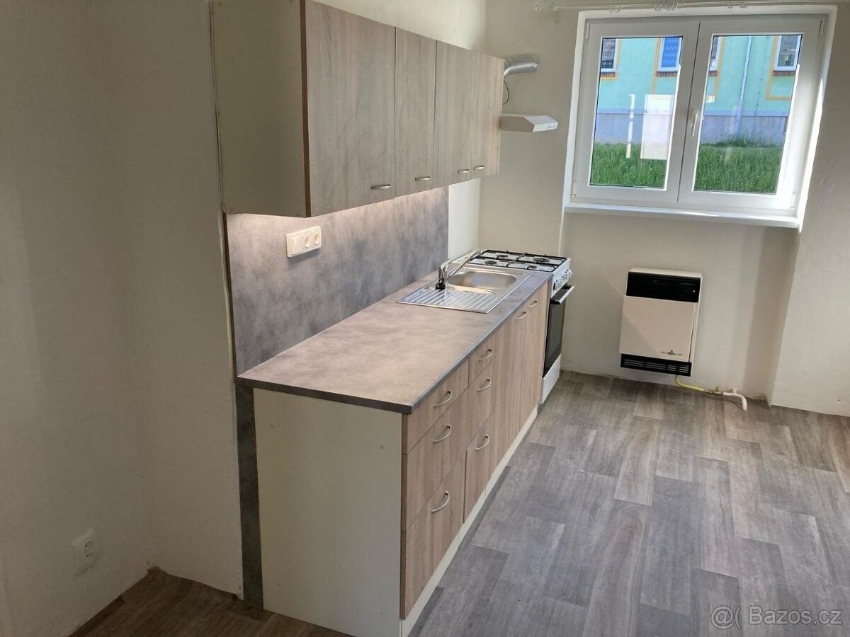 Byty, Prachovice, 538 04