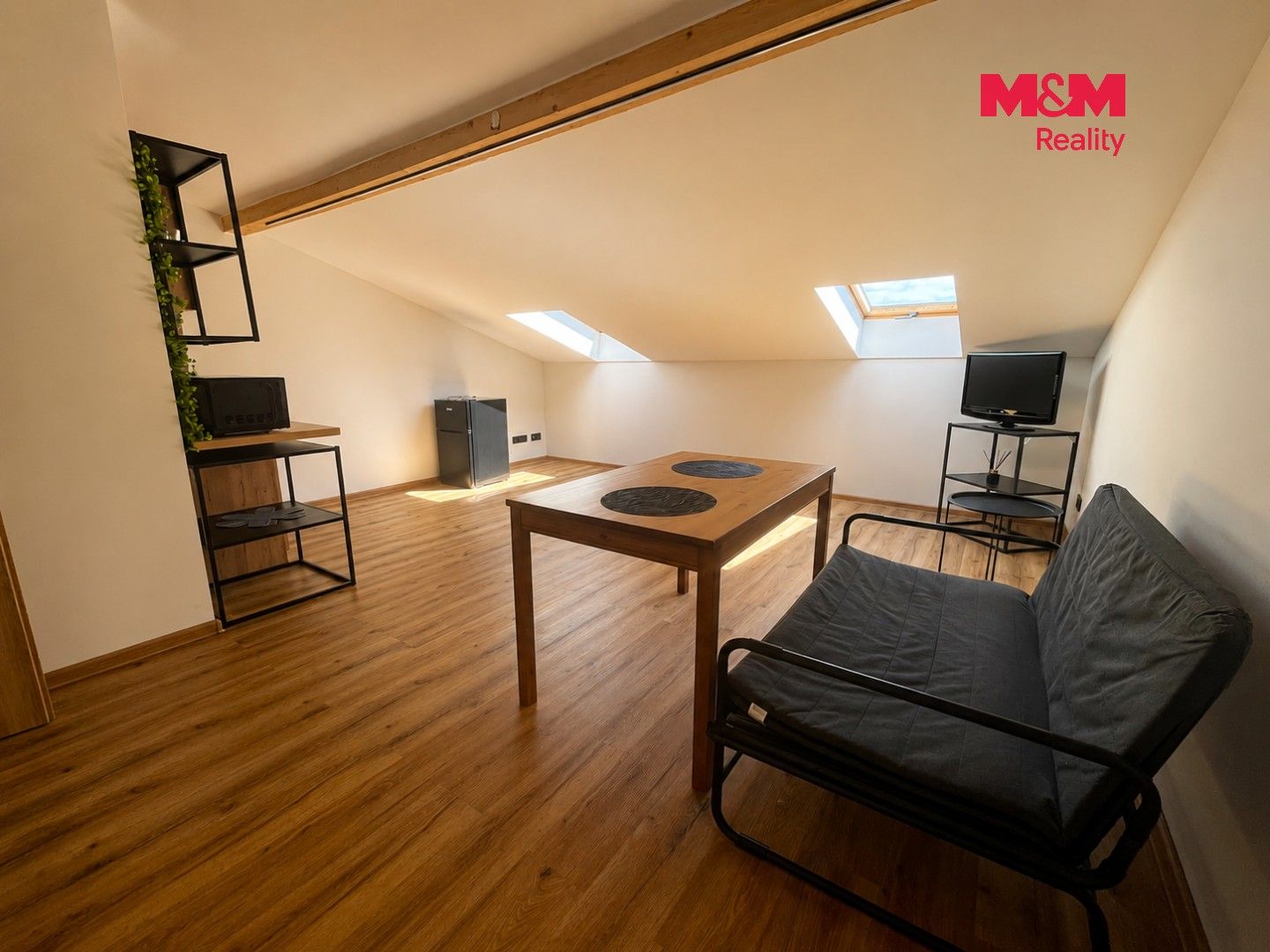 Pronájem byt 3+kk - Nupaky, 80 m² - 5