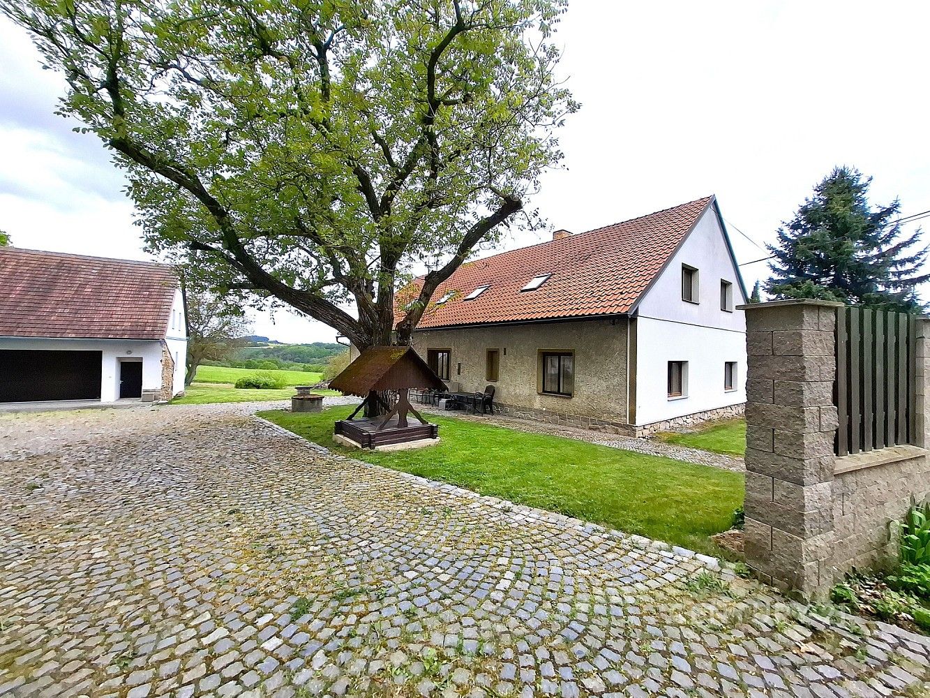 Prodej rodinný dům - Bystřice - Opřetice, okres Benešov, 310 m² - 5