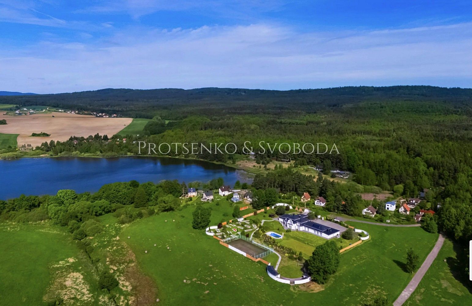 Ubytovací zařízení · 900 m² · Rosovice, okres Příbram, Středočeský kraj - 3