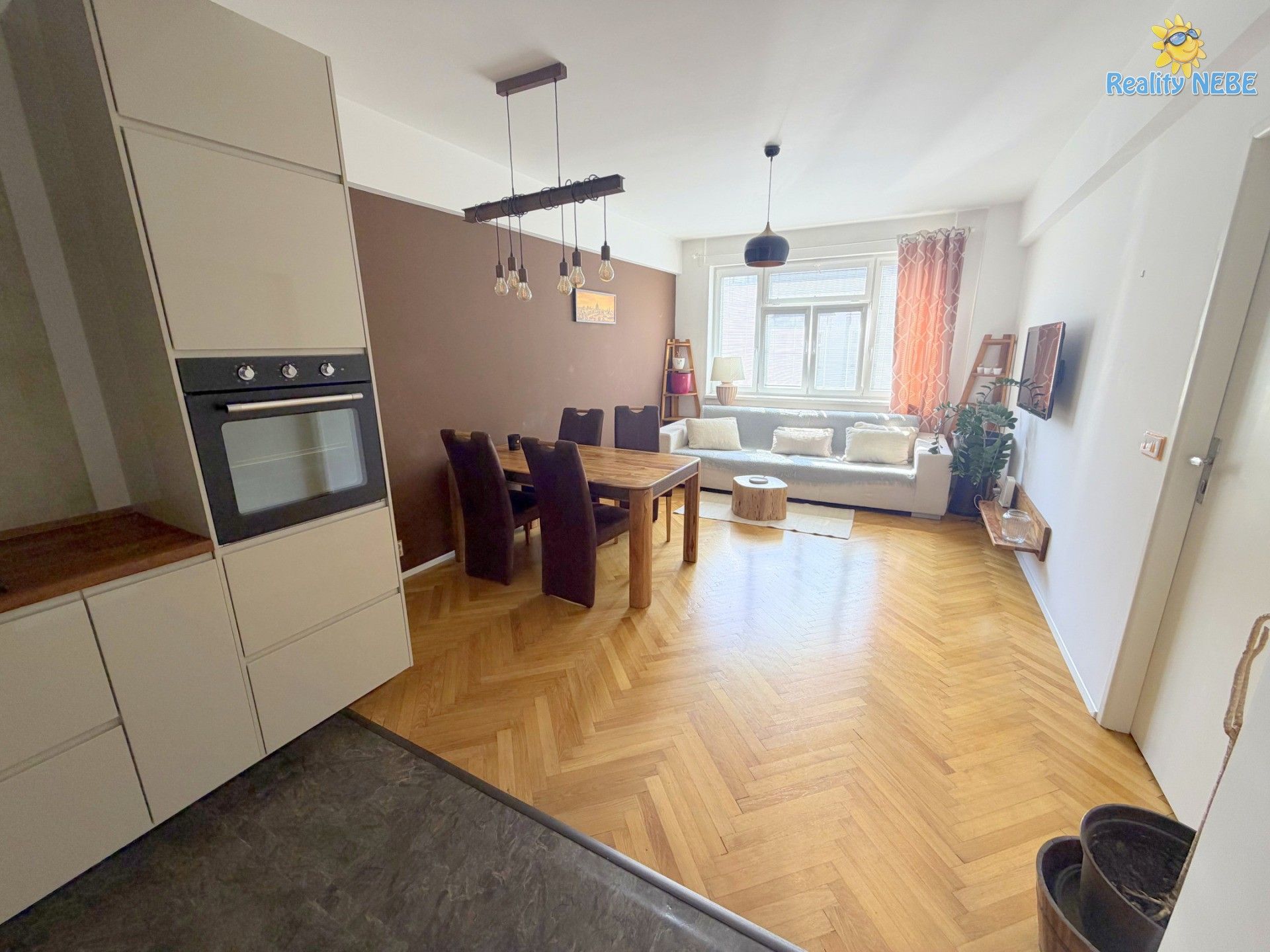 2+kk, Dělnická, Praha, 61 m² - 1