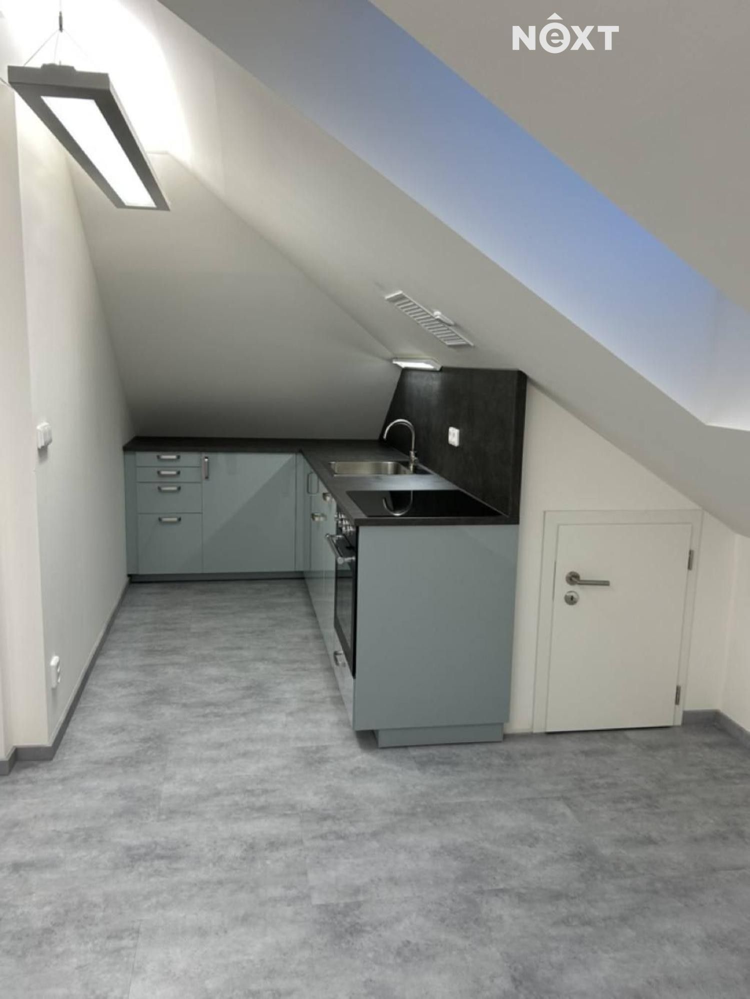 Pronájem byt 1+1 - Radotín, Praha, 65 m²