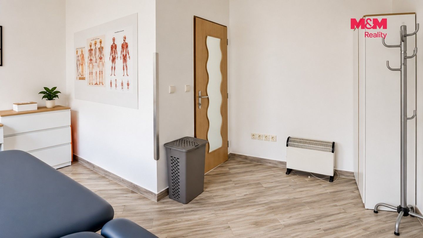 Obchodní prostory · 20 m² · Komenského, Hradec Králové - 3