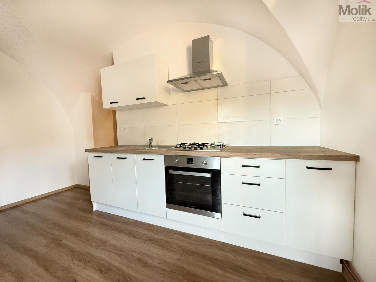 Pronájem byt 2+kk - Bezručova, Osek, 50 m²