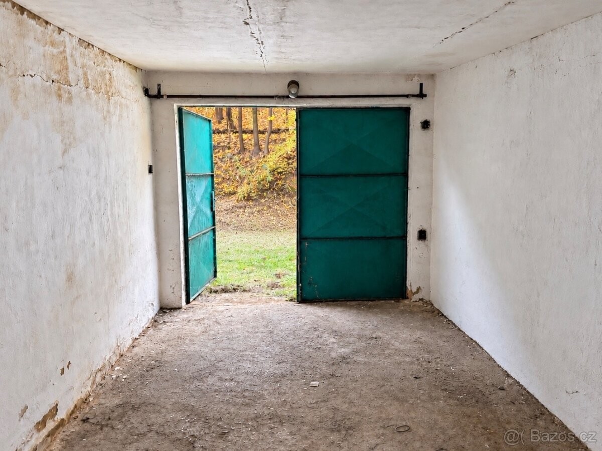 Garáž · Beroun, 266 01 - 3