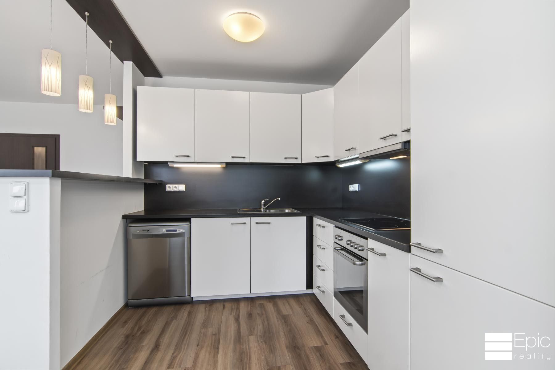 Pronájem byt 3+kk - V Hájích, Neratovice, 78 m²