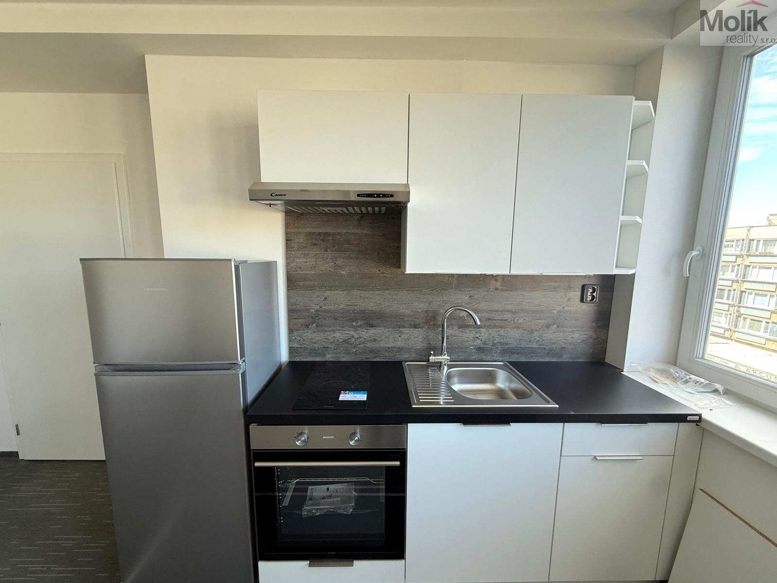 1+kk, Žižkovo náměstí, Chomutov, 34 m² - 1