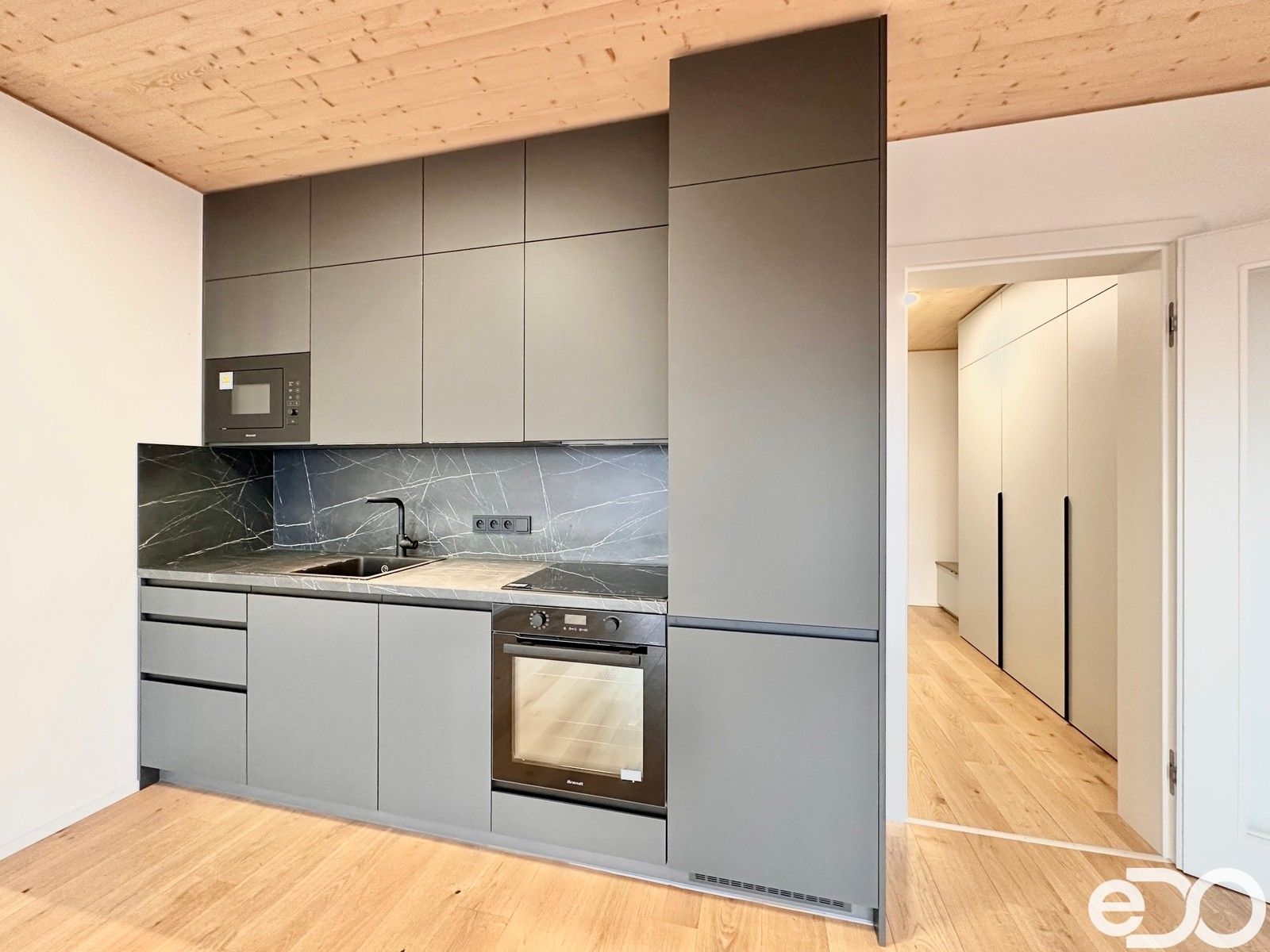 1+kk, Ujgurská, Praha, 41 m²