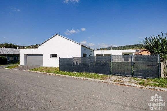 Prodej dům - Babice u Uherského Hradiště, 687 03, 176 m²