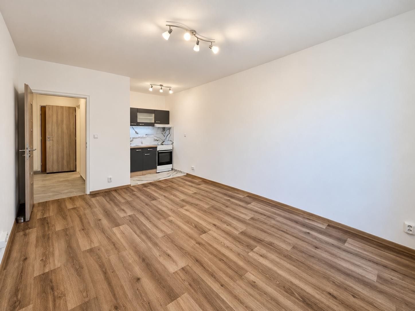 Byt 2+kk · 38 m² · Višňovce, Hulín - 3