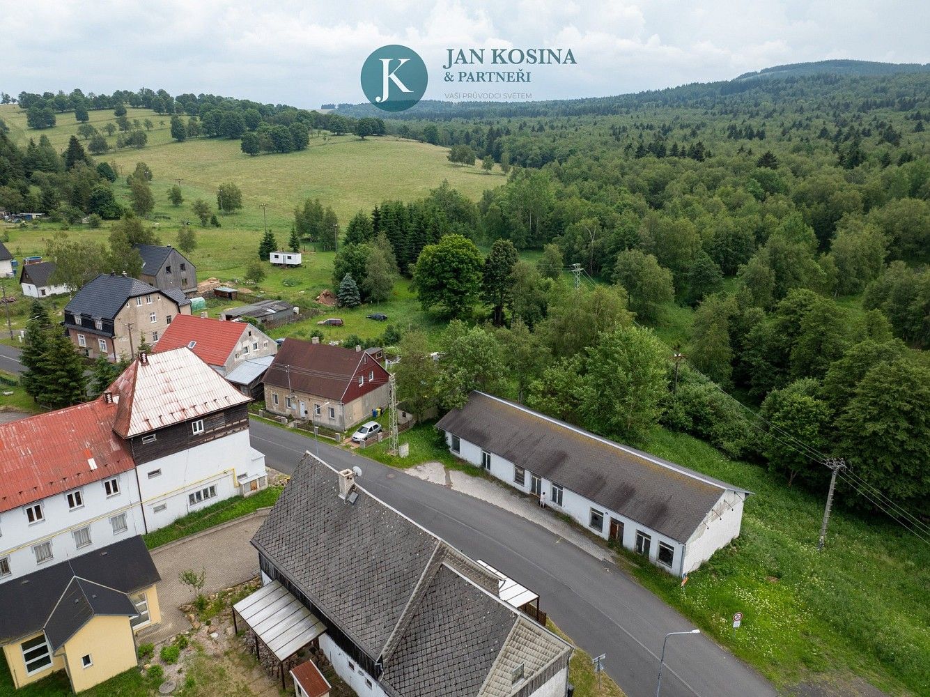 Rodinné domy, Nová Ves v Horách, okres Most, 244 m² - 1