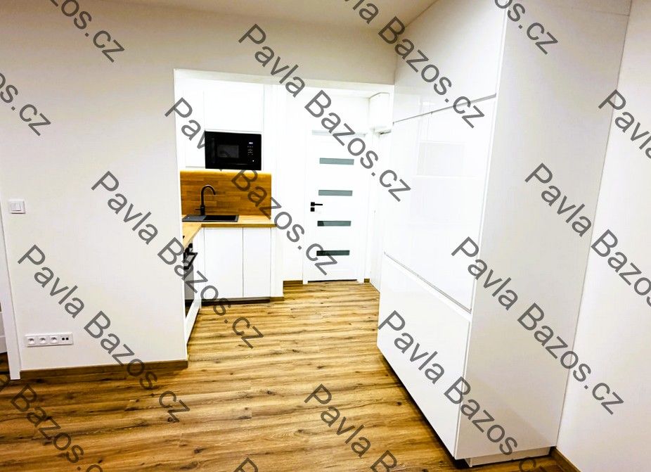 Pronájem byt - Hradec Králové, 500 03