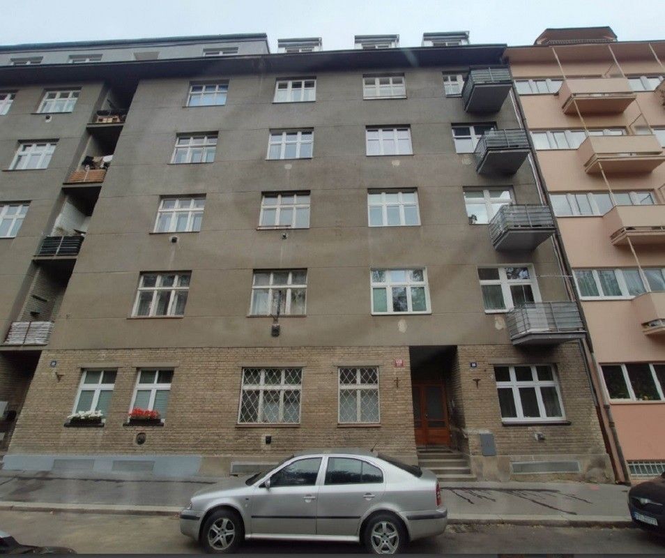 3+1, Pod Kavalírkou, Praha, 110 m²