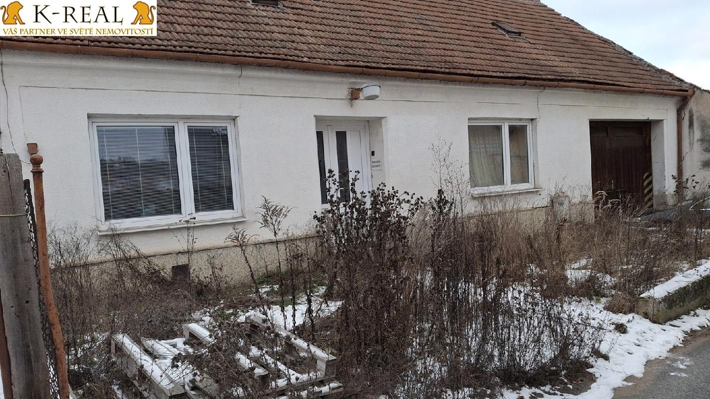 Rodinné domy, Popůvky, 913 m²