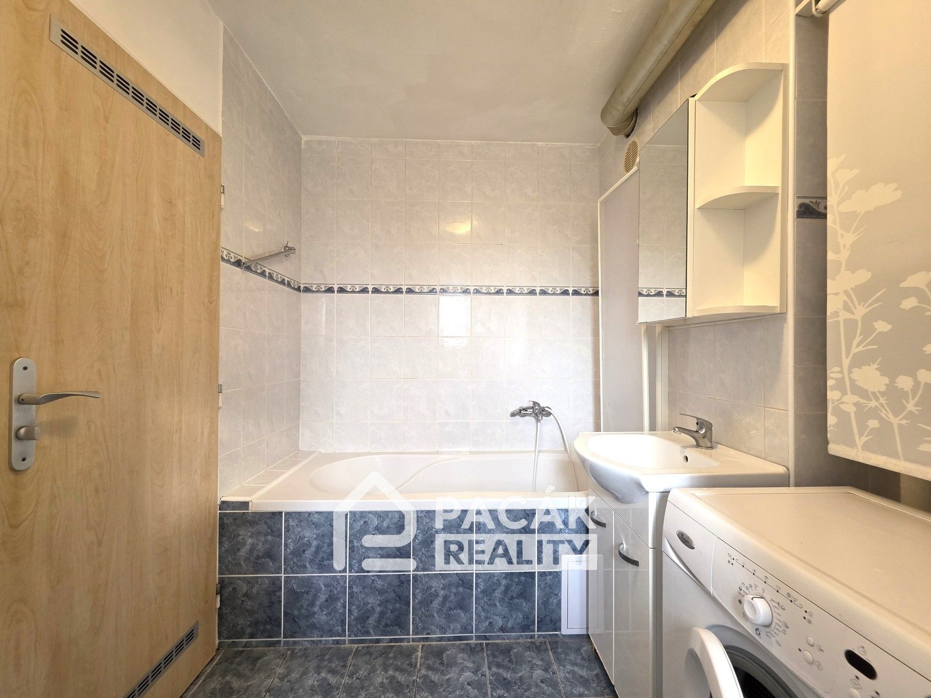 Byt 2+1 · 55 m² · Jezdecká, Prostějov - 3
