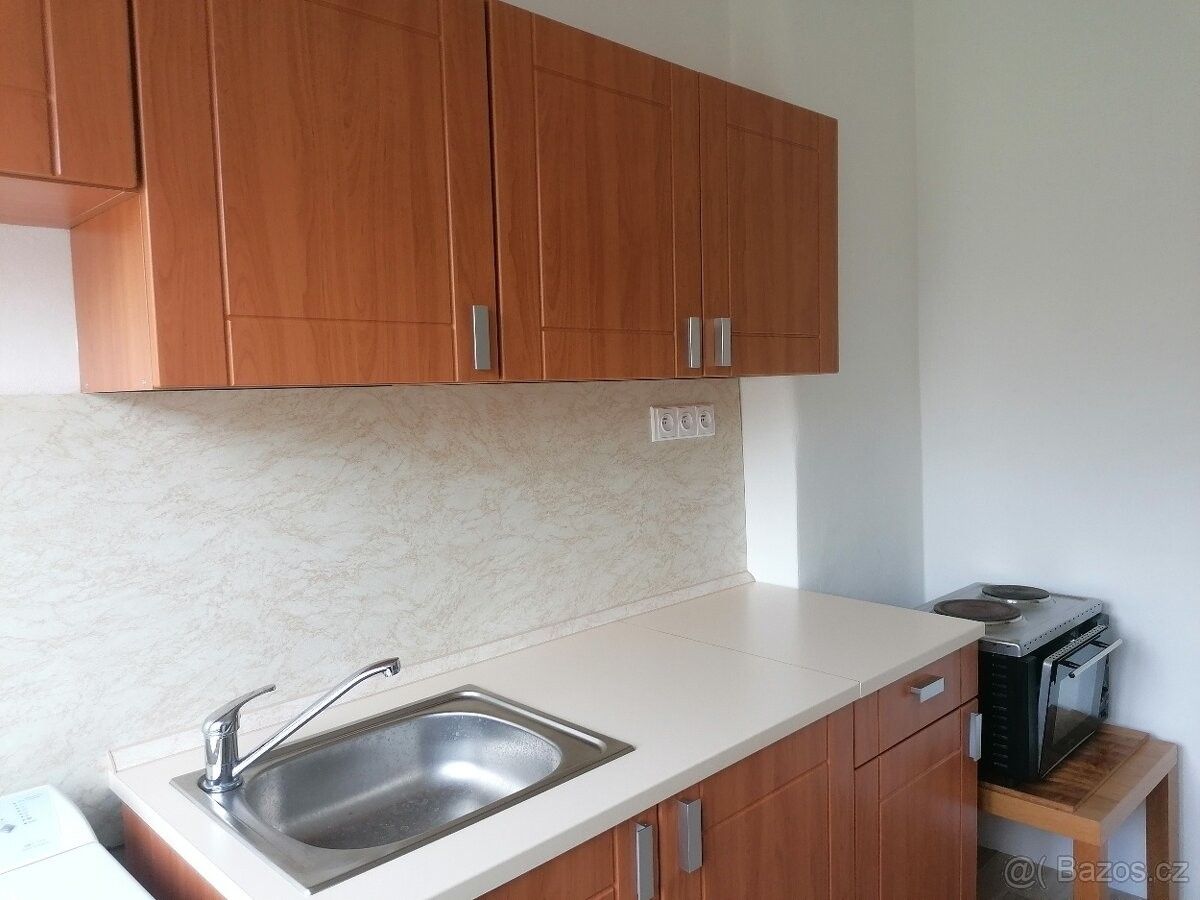 Pronájem byt - Kostelany nad Moravou, 686 01