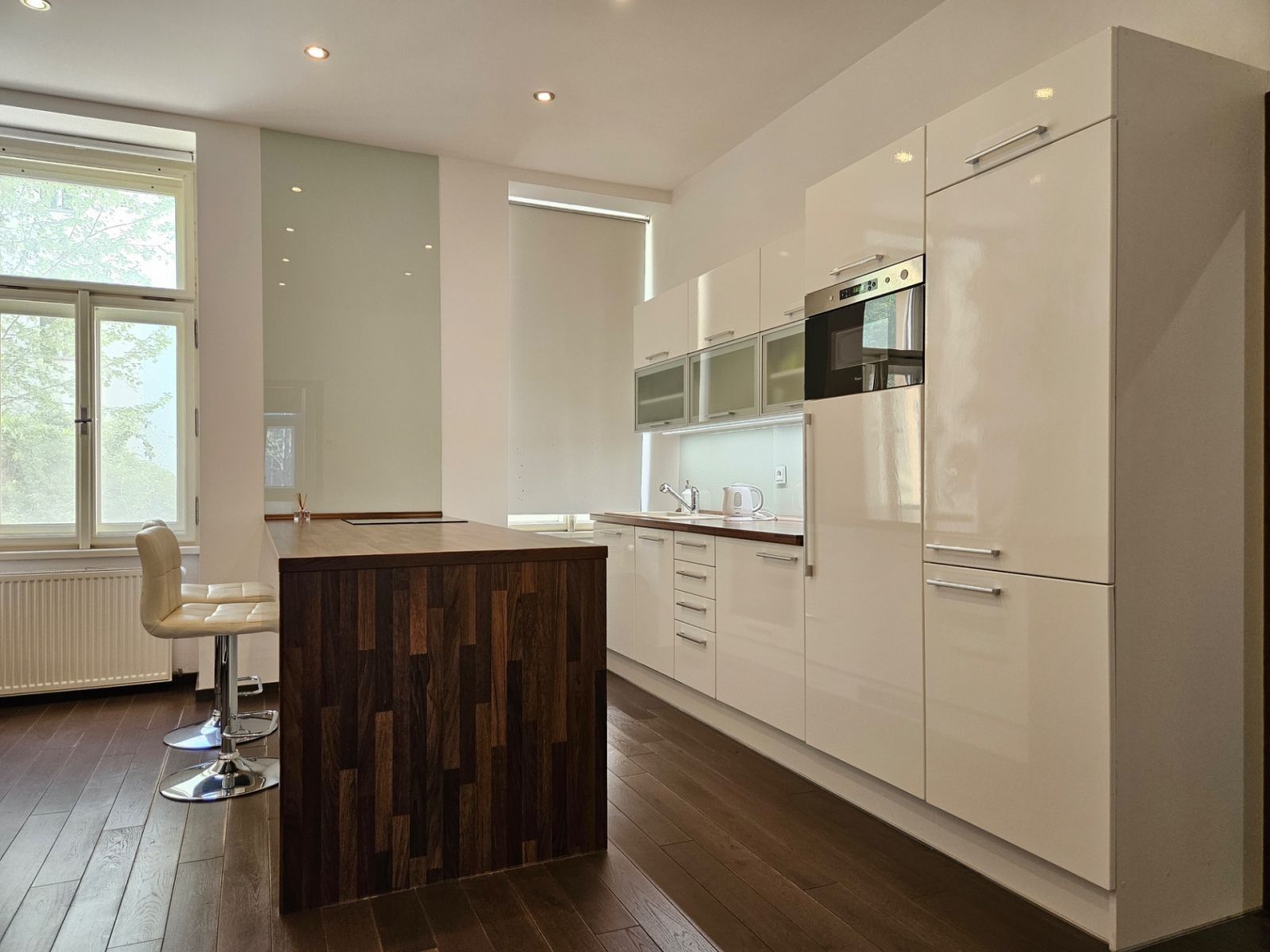 3+kk, Benátská, Praha - Nové Město, 70 m² - 1
