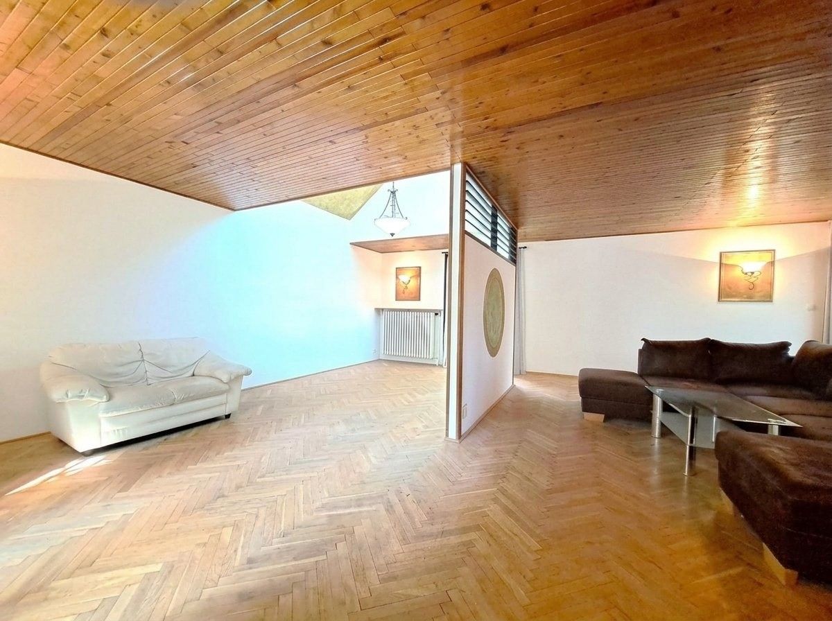 4+1, Brodecká, Praha, 116 m² - 2